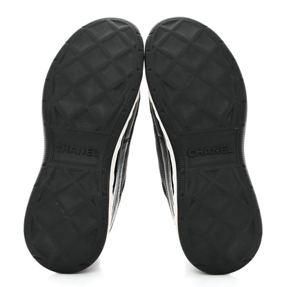 Chanel Velvet Calfskin Mixed Fibers CC Sneakers 38.5 Black 5 of 8