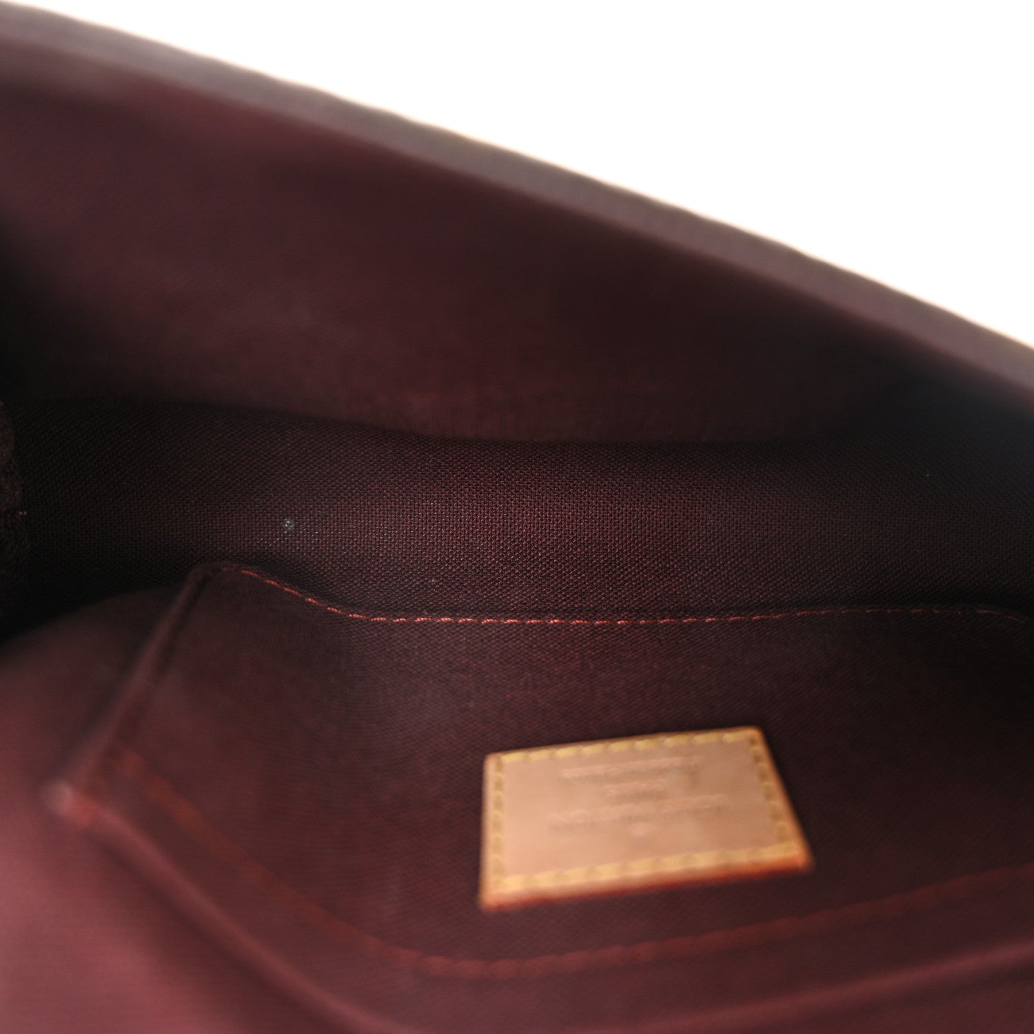 Louis Vuitton Monogram Favorite PM 4 of 9