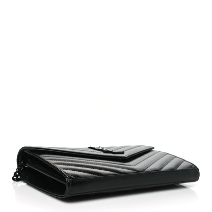 Saint Laurent Grain De Poudre Matelasse Chevron Monogram Monochrome Chain Wallet Black 4 of 10