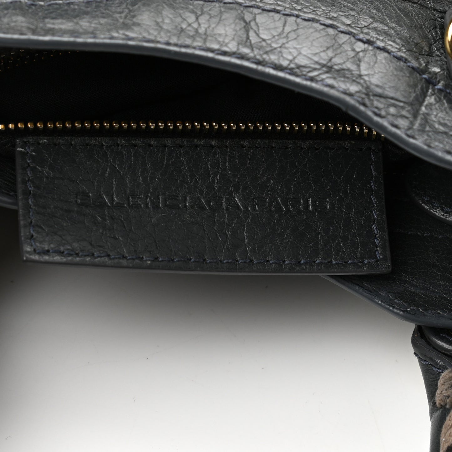 Agneau Giant 12 Gold Hardware Mini City Anthracite