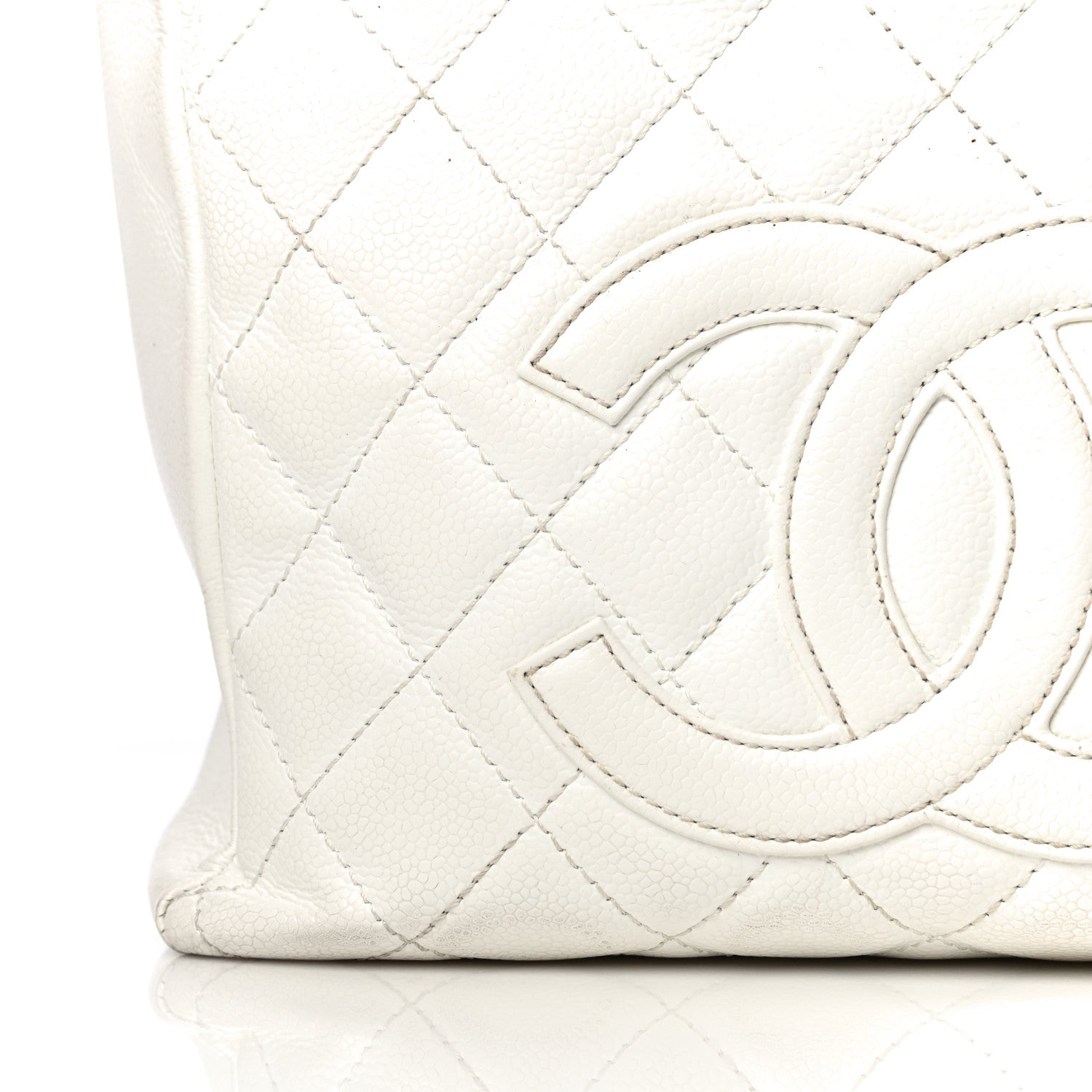 Chanel Caviar Quilted Petit Shopping Tote PST White 27 of 38