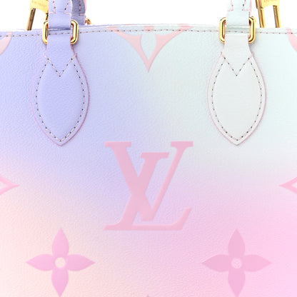 Louis Vuitton Monogram Giant Spring In The City Onthego PM Sunrise Pastel 14 of 21