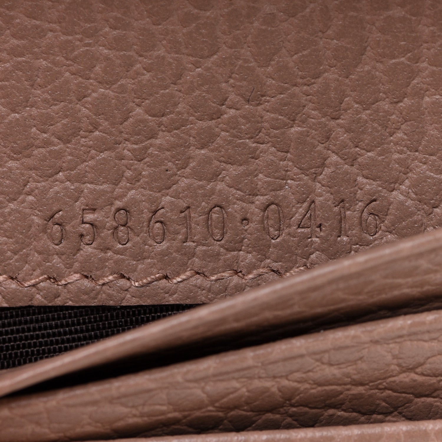Gucci Dollar Calfskin GG Supreme Monogram GG Marmont Card Case Porcelain Rose Beige Ebony 7 of 10