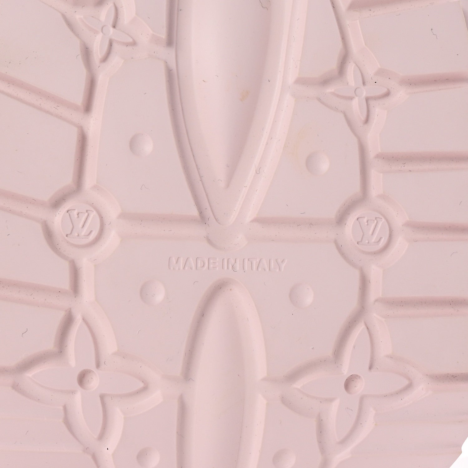 Louis Vuitton Rubber Monogram Embossed Pool 55 Flat Comfort Mule 39 Rose Clair 9 of 11