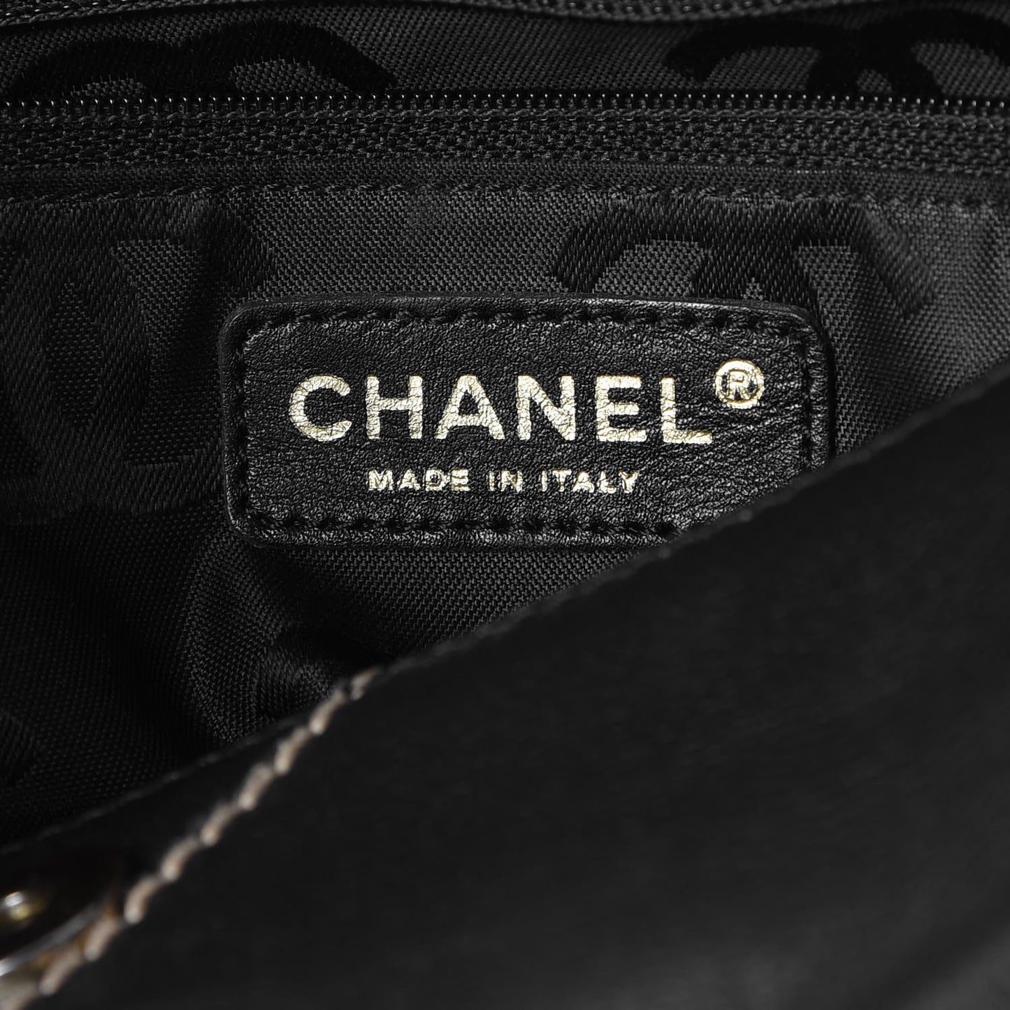 Calfskin Contrast Stitch Shoulder Bag Black