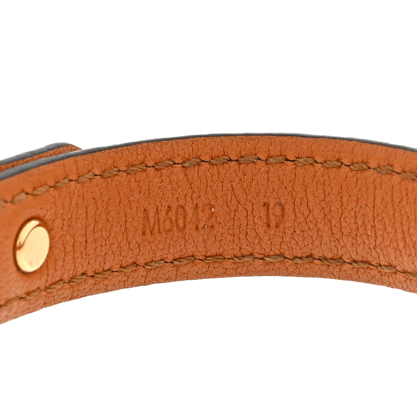Monogram Essential V Bracelet 19