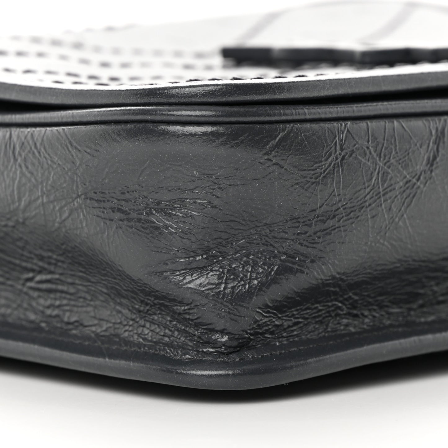 Crinkled Calfskin Matelasse Monogram Niki Chain Wallet Fog