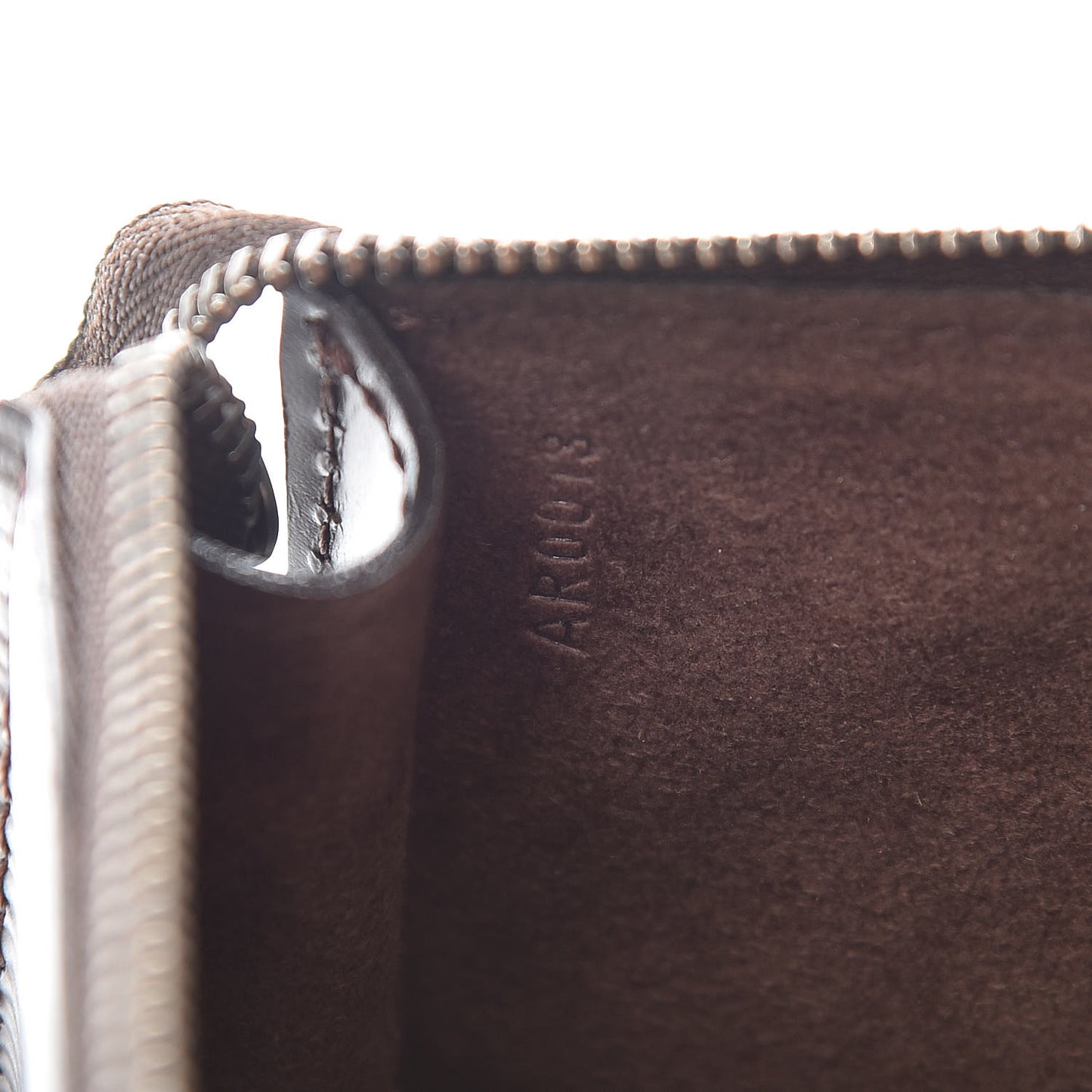 Epi Pochette Accessories 24 Moka