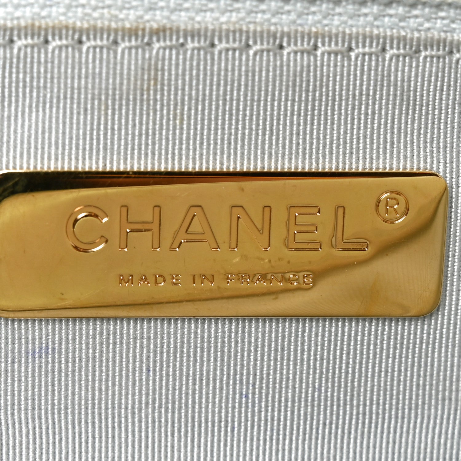 Chanel Iridescent Calfskin Quilted Medium Chanel 19 Flap White 6 of 10