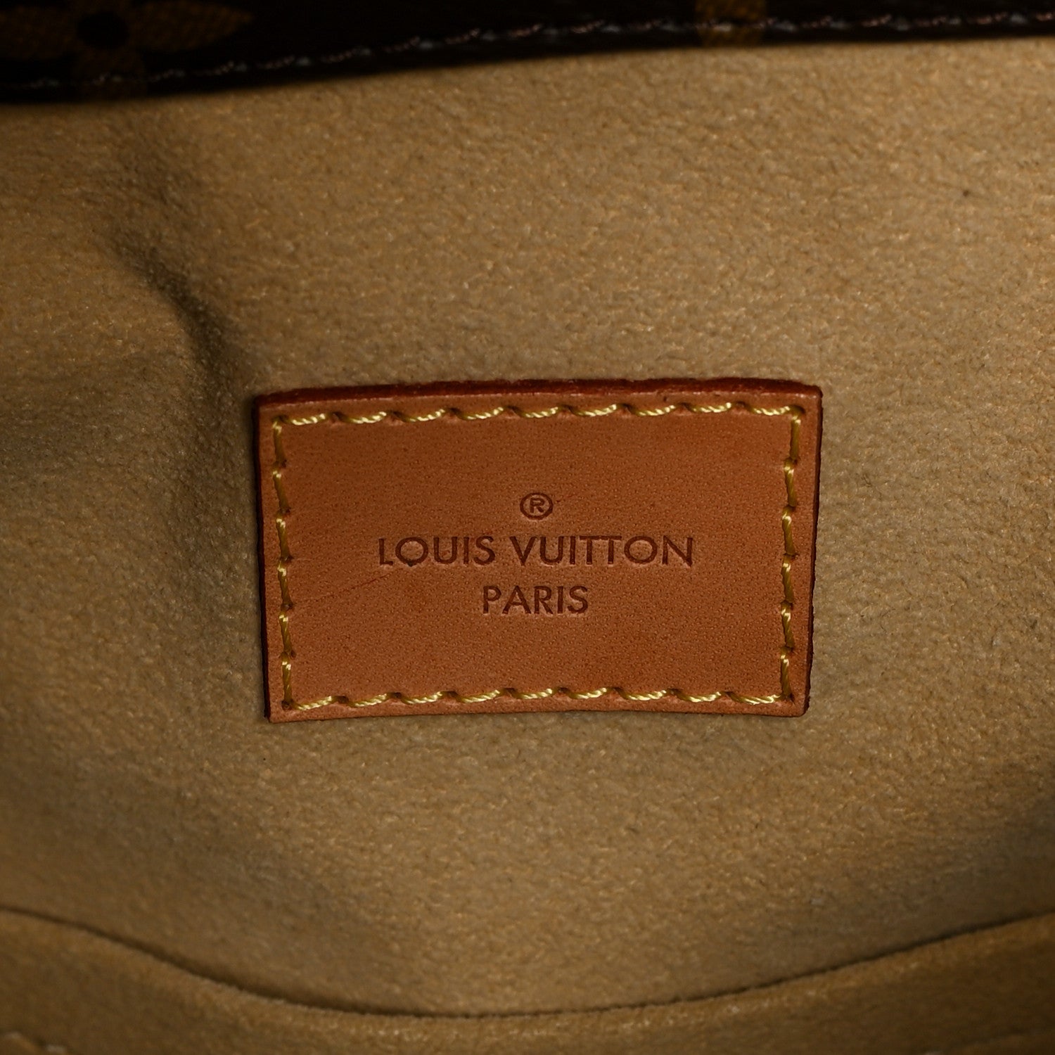 Louis Vuitton Monogram Artsy MM 6 of 12