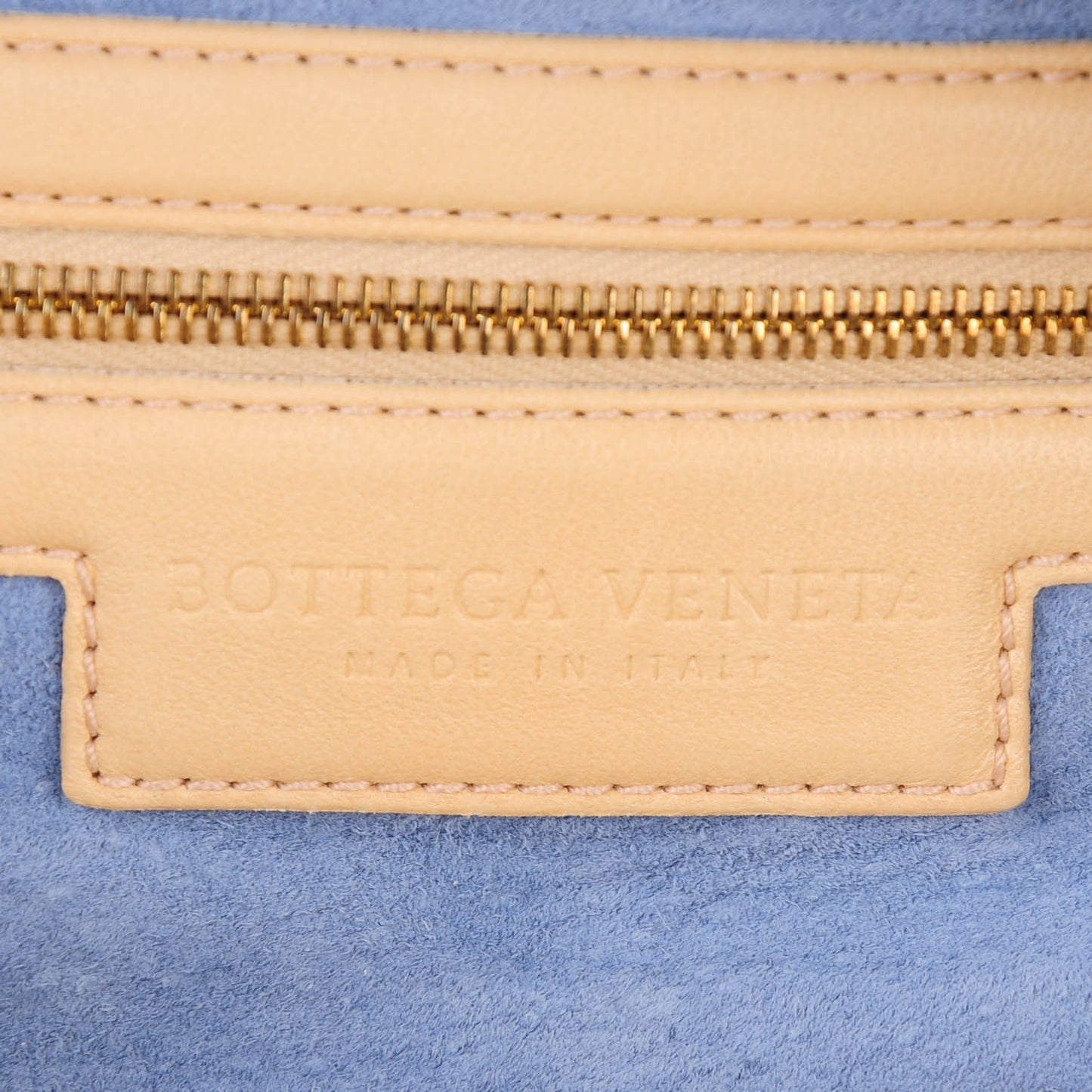 Nappa Intrecciato Pyramid Hobo Aurora