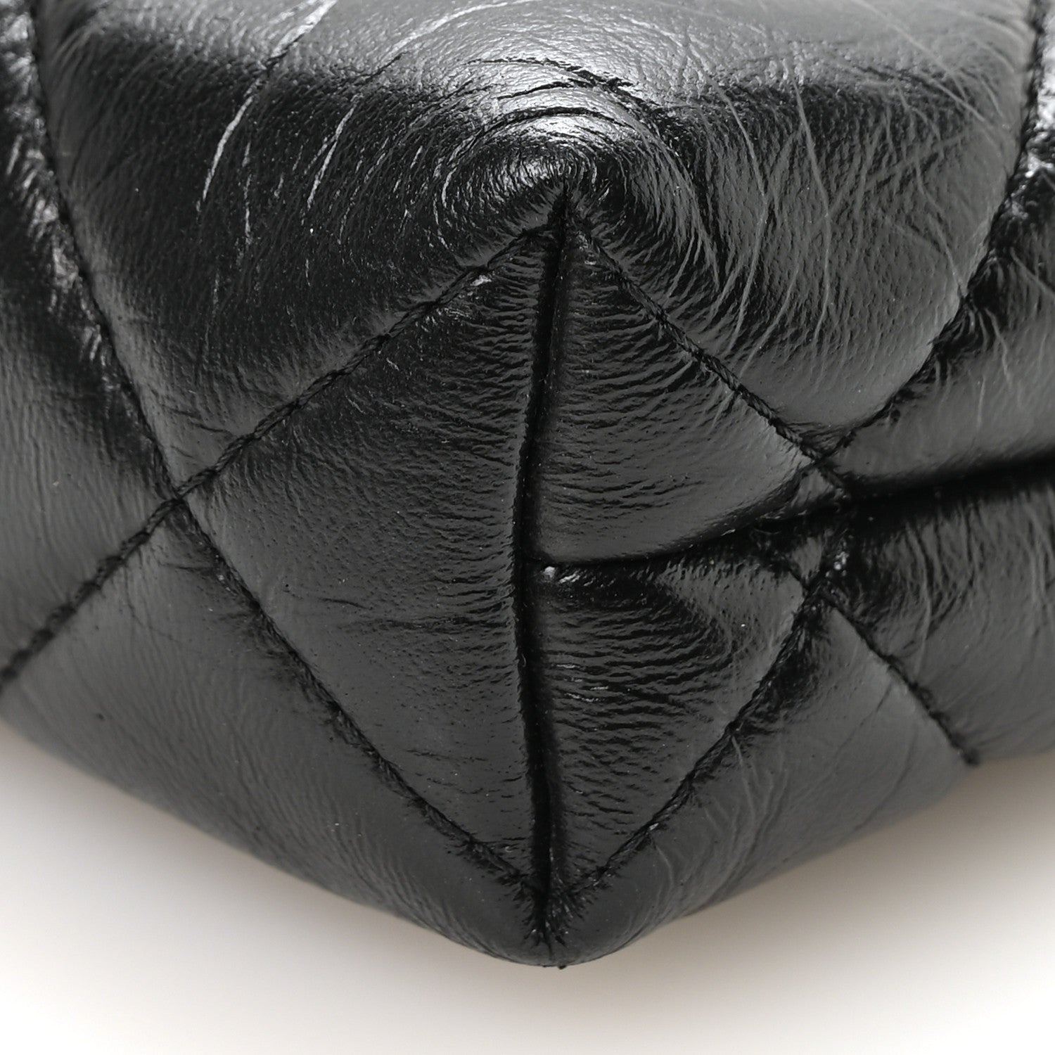 Chanel Shiny Aged Lambskin Quilted Kiss Lock Clutch With Chain Black 10 of 10