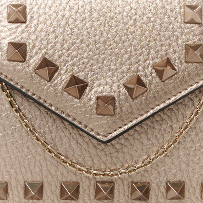 Valentino Garavani Metallic Pebbled Calfskin Rockstud Phone Case With Chain Sasso 9 of 12