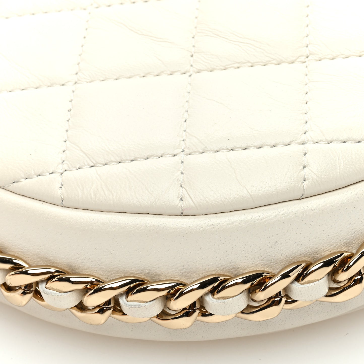 Lambskin Quilted Chain Around Pouch White