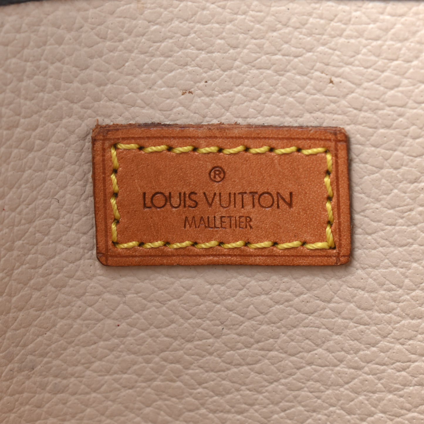Monogram Sac Plat