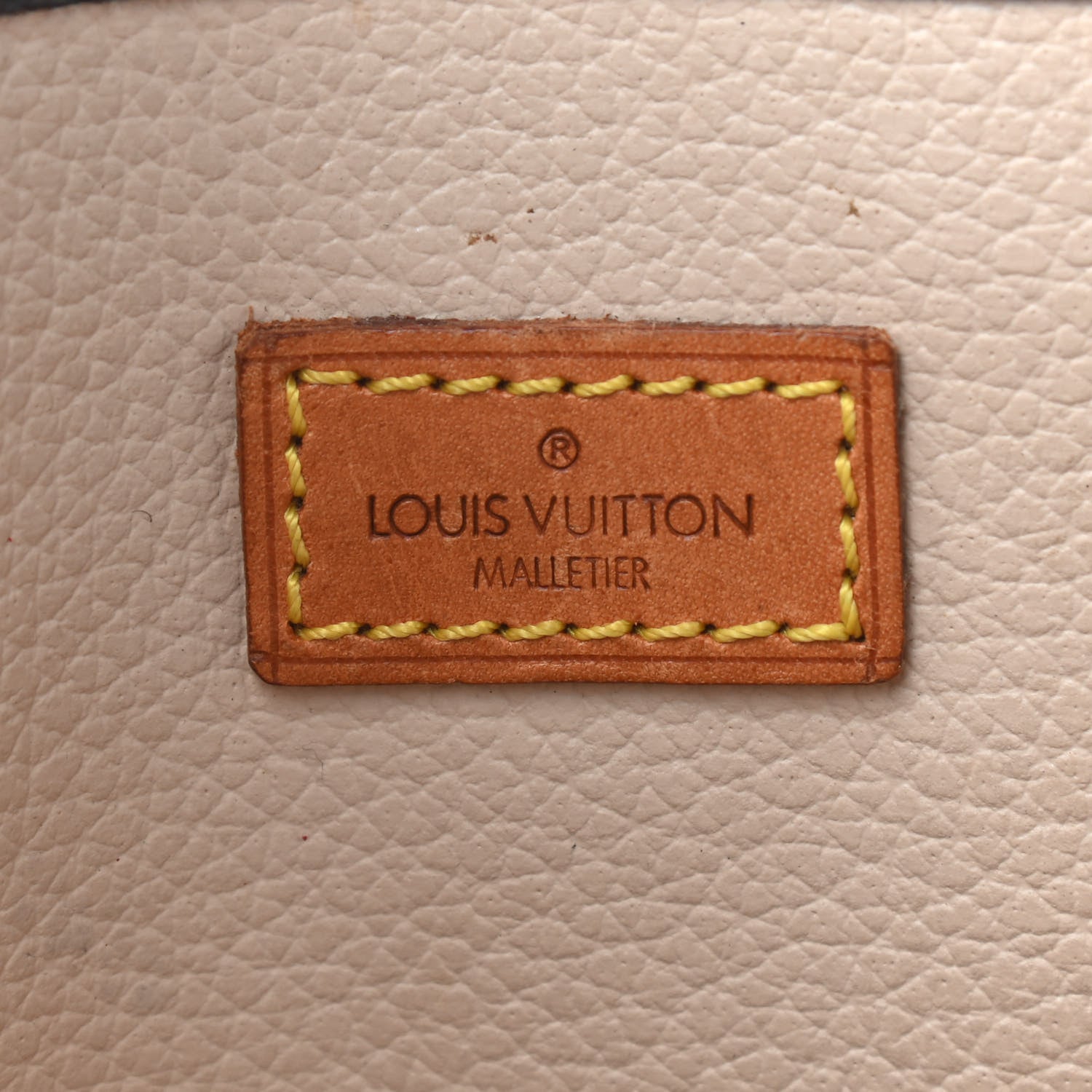 Louis Vuitton Monogram Sac Plat 6 of 17