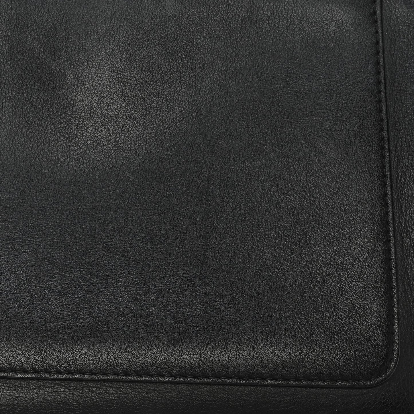 Smooth Calfskin Be Dior Flap Black