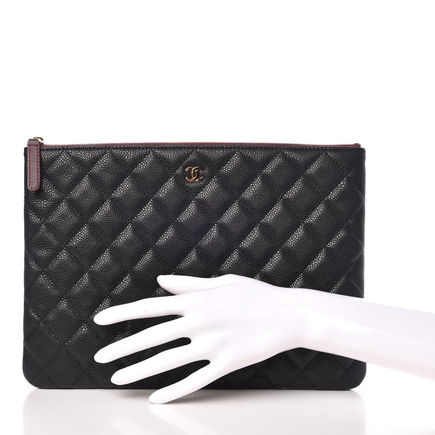 Caviar Quilted Medium Cosmetic Case Black