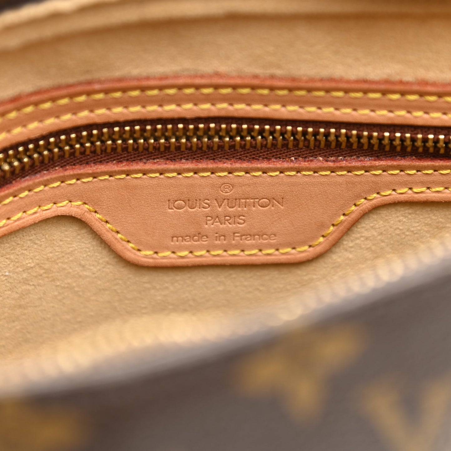 Monogram Looping MM