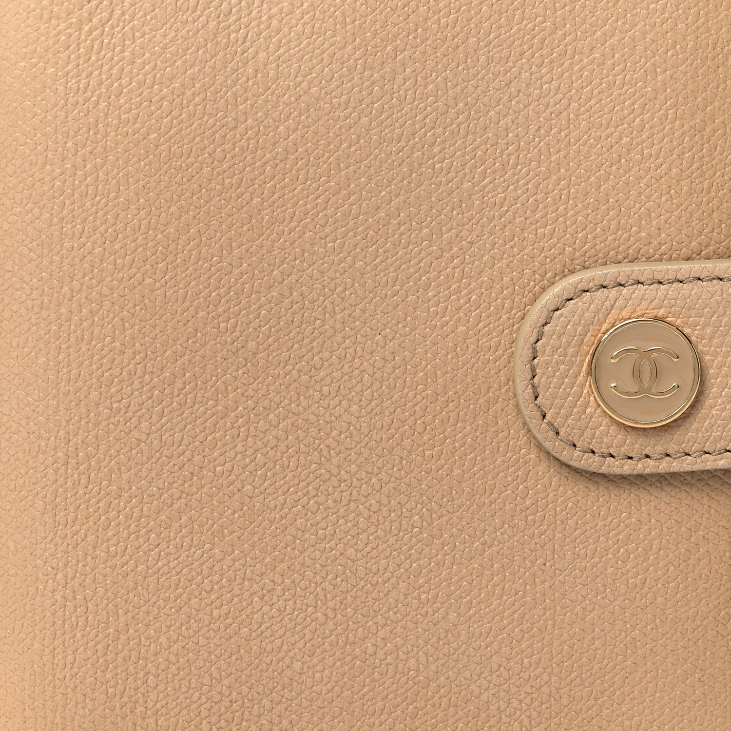 Chanel Grained Calfskin CC Button Pocket Agenda Cover Beige 8 of 10