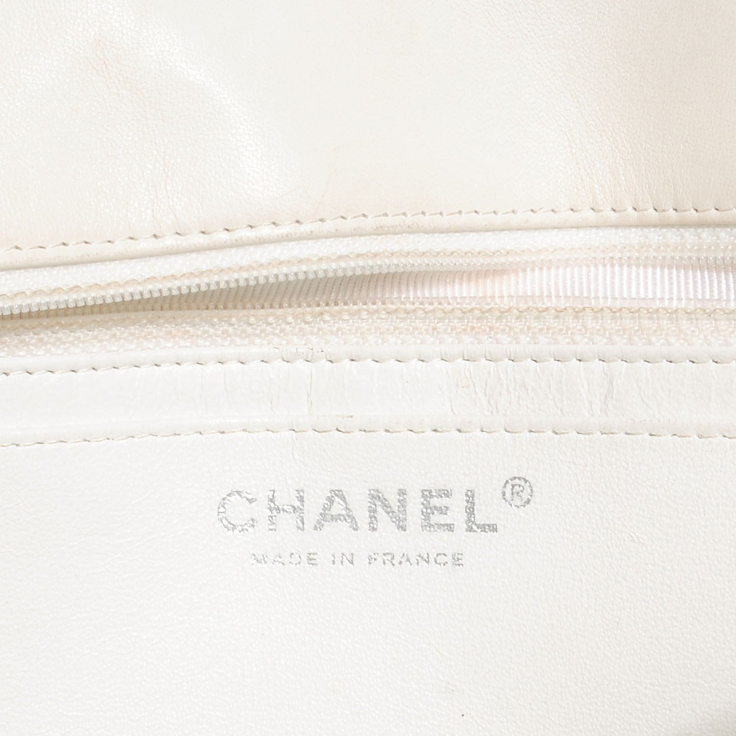 Chanel Distressed Patent Jumbo Single Flap White 6 of 11