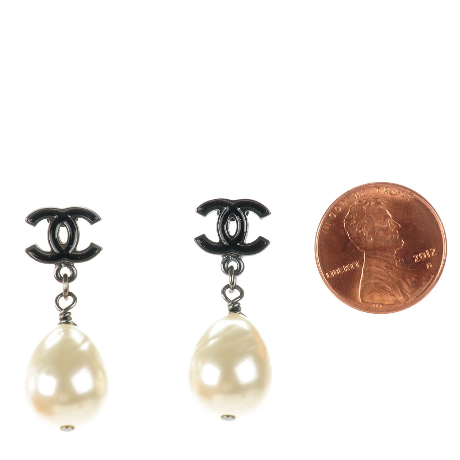 Chanel Enamel CC Pearl Dangle Earrings Black 2 of 4
