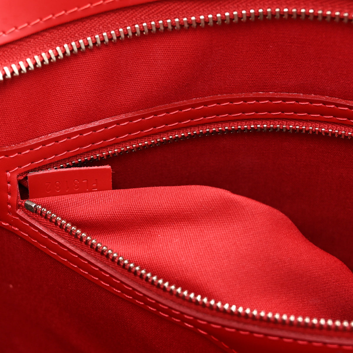 Louis Vuitton Epi Brea MM Carmine 7 of 10