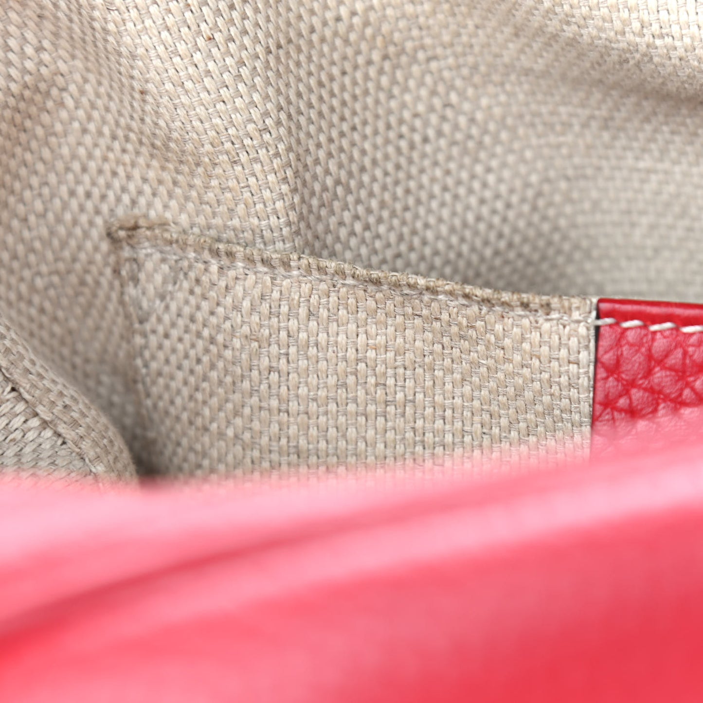 Pebbled Calfskin Small Soho Disco Bag Tabasco Red