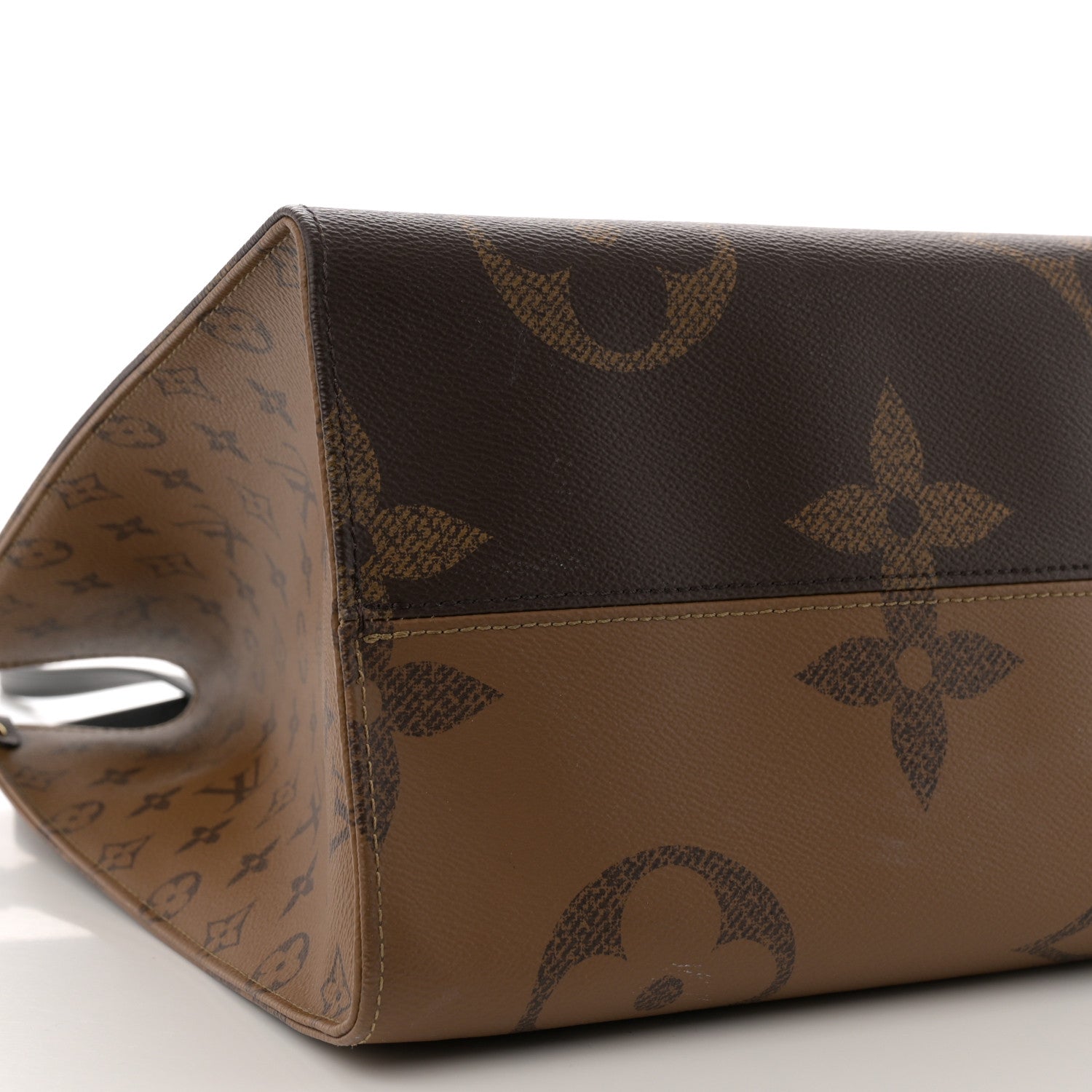 Louis Vuitton Reverse Monogram Giant Onthego GM 8 of 12