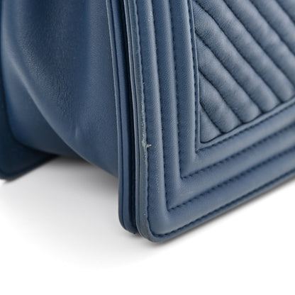 Chanel Wrinkled Lambskin Chevron Quilted Medium Boy Flap Navy 14 of 17