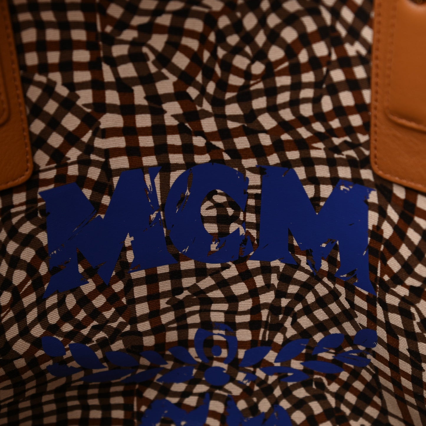 Visetos Medium Liz Reversible Shopper Tote Cognac