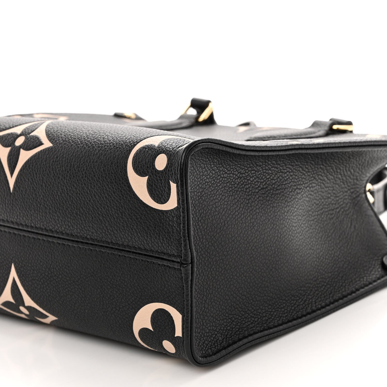 Louis Vuitton Empreinte Monogram Giant Onthego PM Black Beige 9 of 9