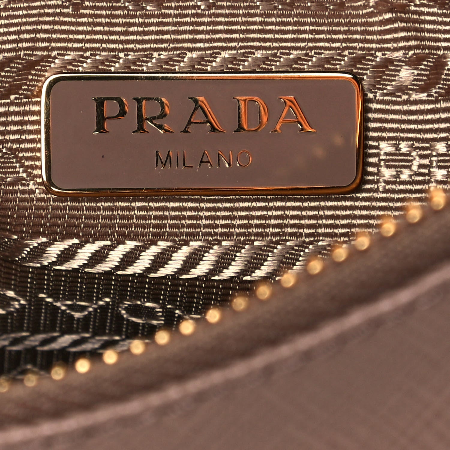 Prada Saffiano Re-Edition 2005 Shoulder Bag Cammeo Beige 6 of 11