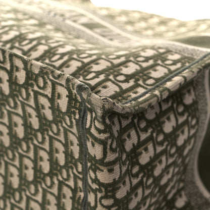 Christian Dior Oblique Large Book Tote Vert Multicolor 9 of 15