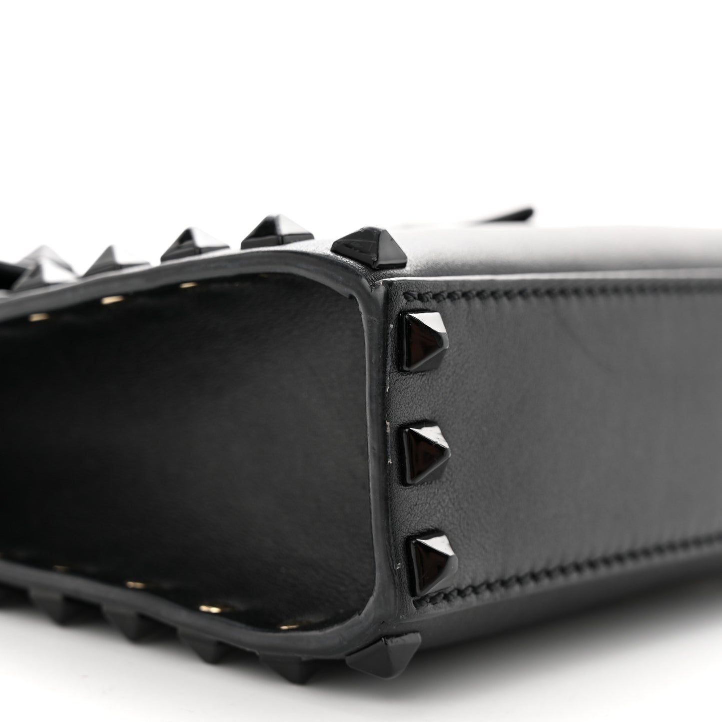 Vitello Monochrome Medium Rockstud Flip Lock Crossbody Bag Black