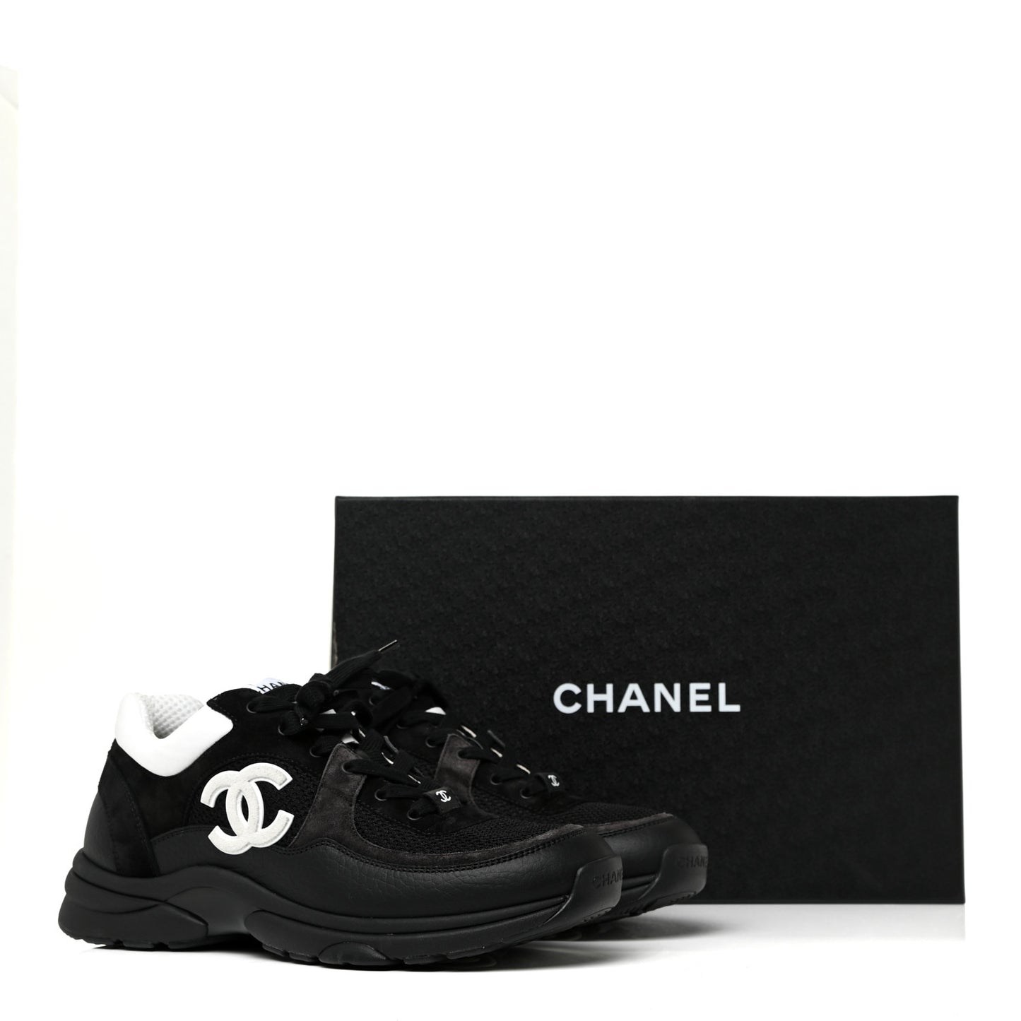 Mesh Suede Grained Calfskin Womens CC Sneakers 41 Black White