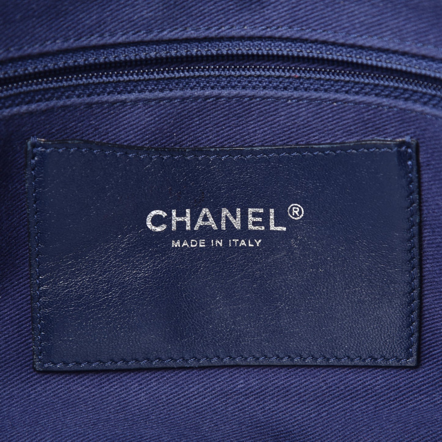 Iridescent Calfskin Quilted Large Shiva Flap Grey