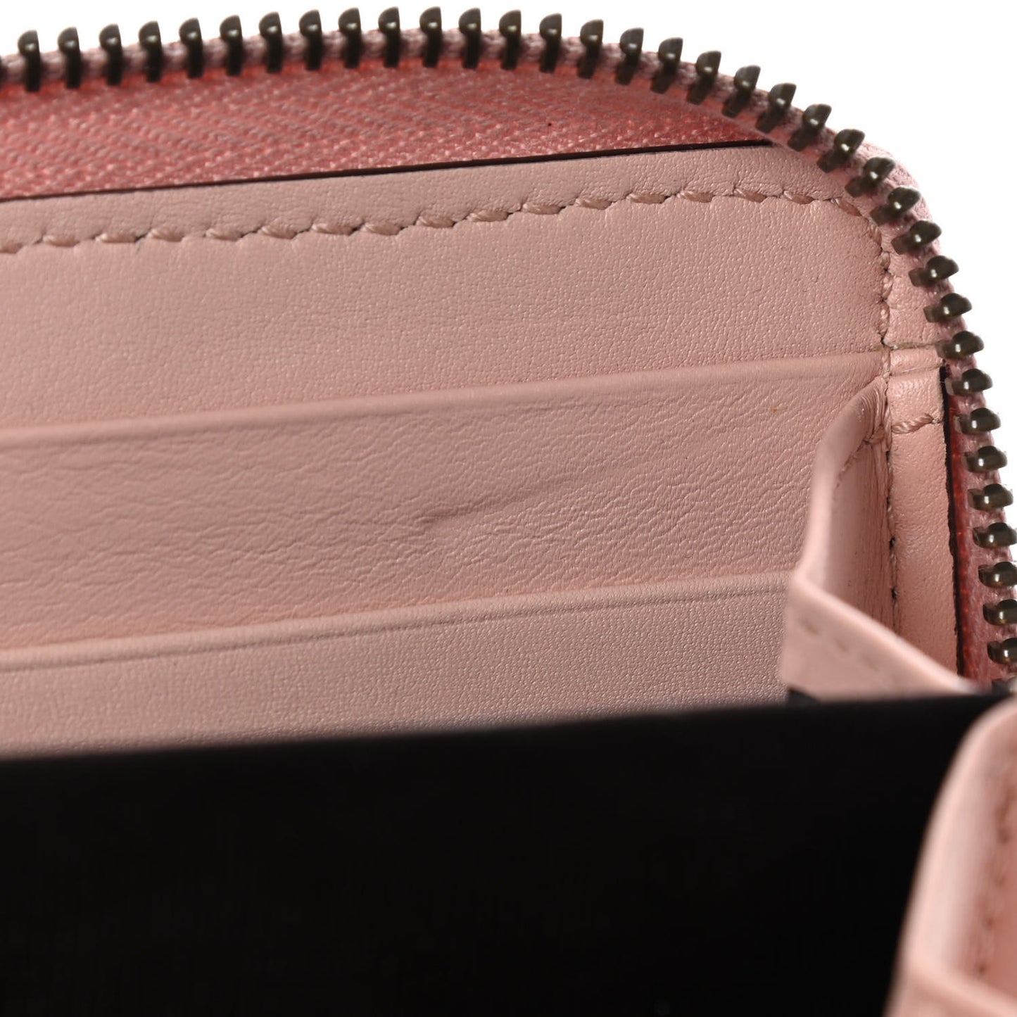 Calfskin Matelasse GucciGhost GG Marmont Zip Around Wallet Perfect Pink Rosa Ivory