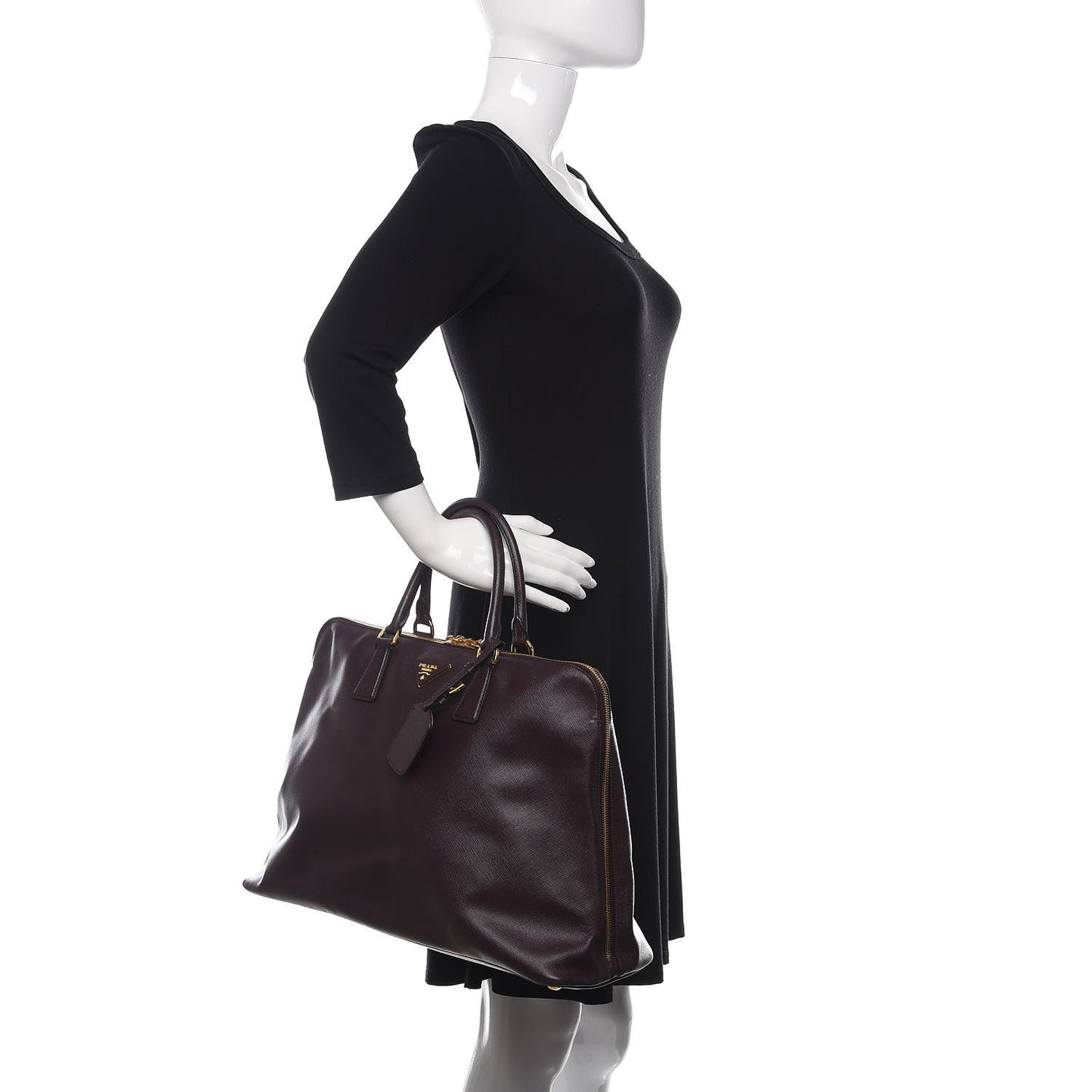 Saffiano Lux Large Promenade Tote Bordeaux