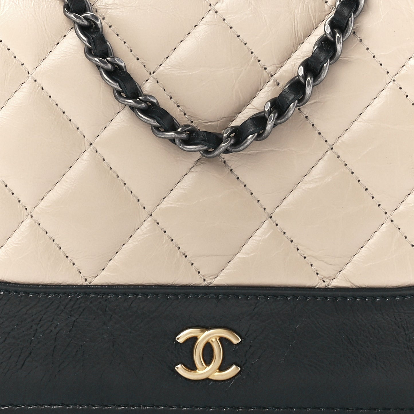 Aged Calfskin Quilted Gabrielle Wallet On Chain WOC Beige Black