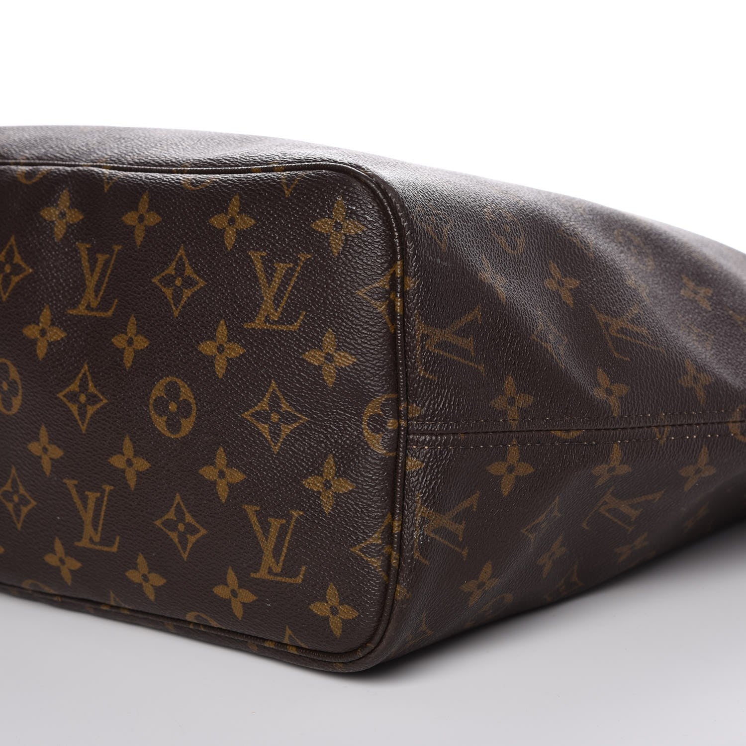 Louis Vuitton Monogram Neverfull MM 27 of 27