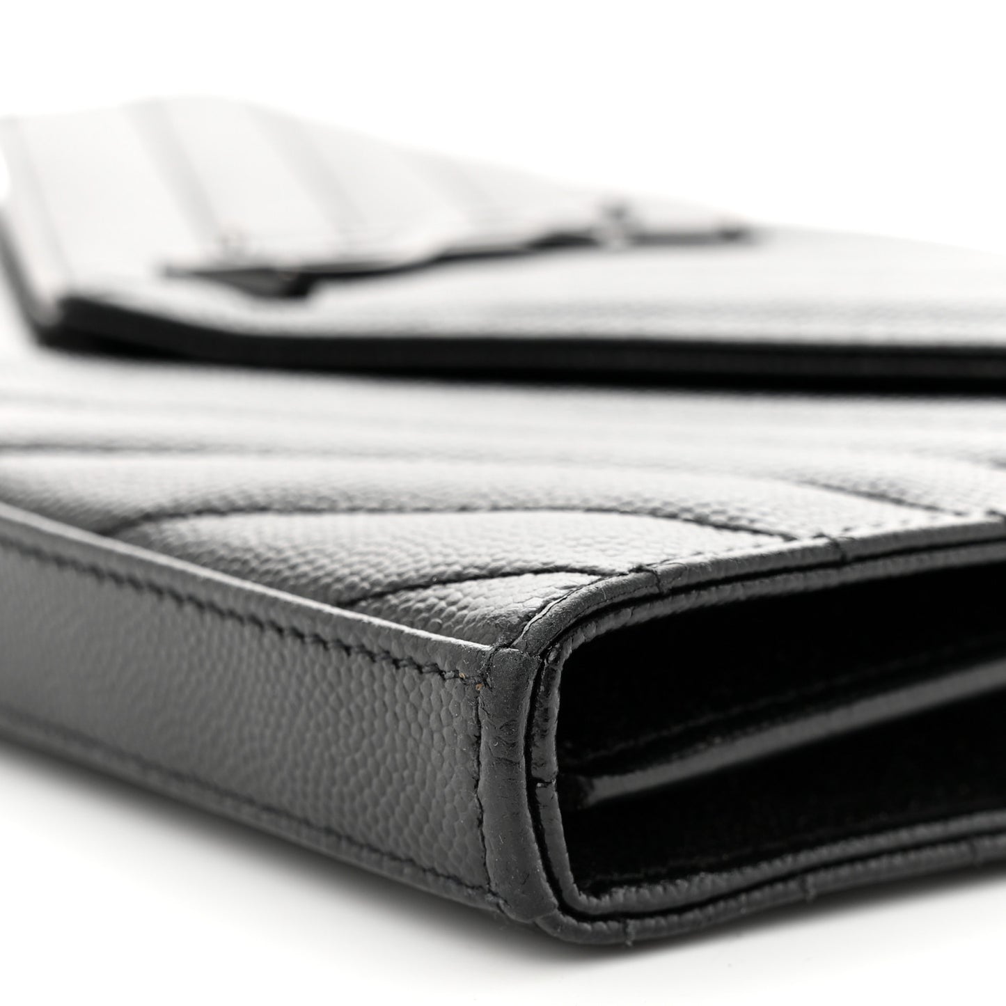 Grain De Poudre Matelasse Chevron Monogram Monochrome Chain Wallet Black
