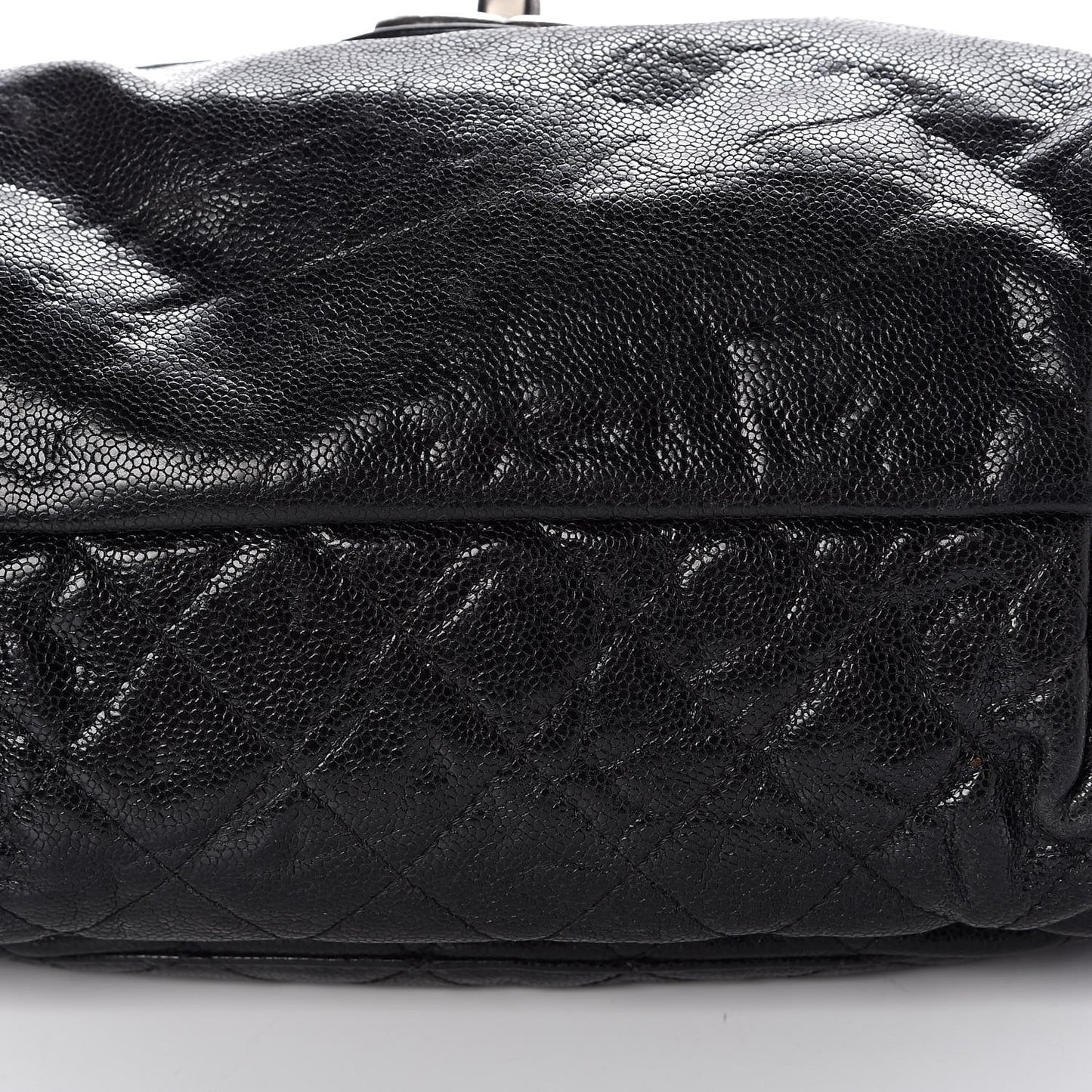 Crumpled Caviar Quilted Maxi Elastic Flap Black