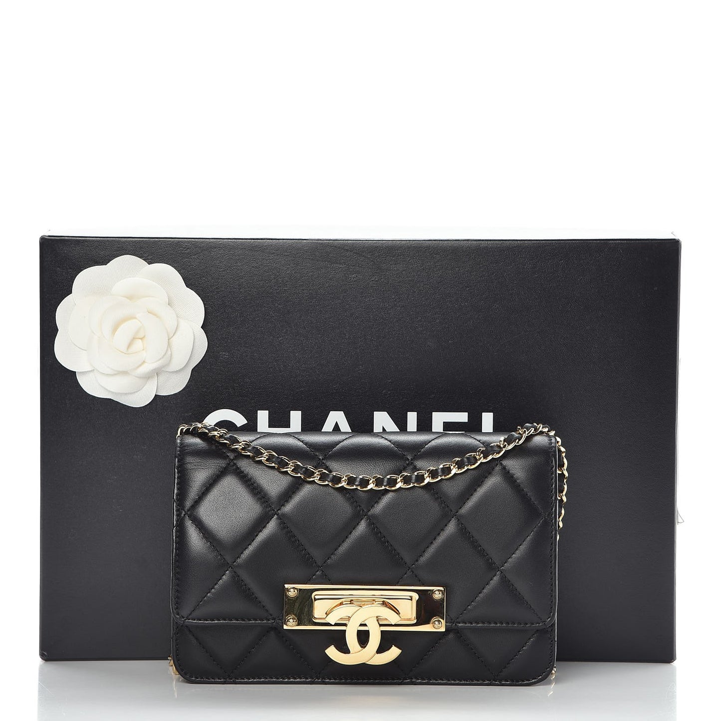 Lambskin Quilted Golden Class Wallet on Chain WOC Black