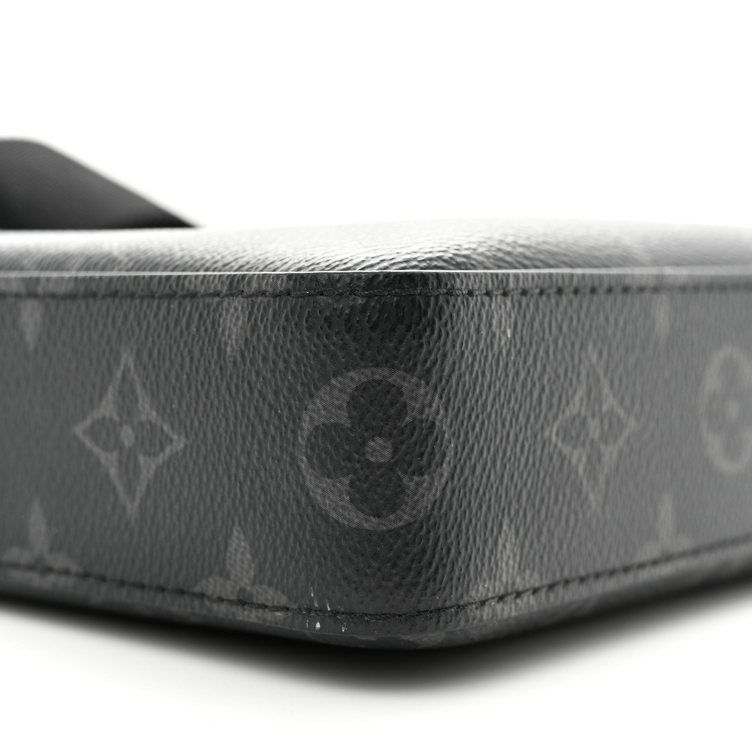 Louis Vuitton Reverse Monogram Eclipse Trio Messenger 10 of 11