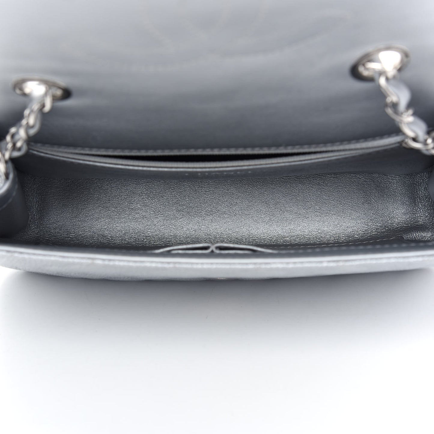 Metallic Caviar Quilted Medium CC Filigree Flap Silver