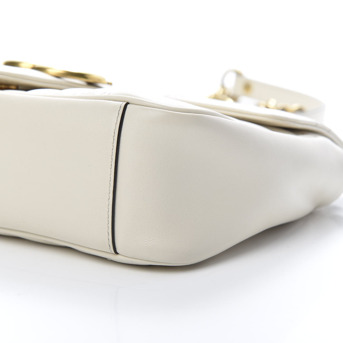 Calfskin Matelasse Small GG Marmont Shoulder Bag White