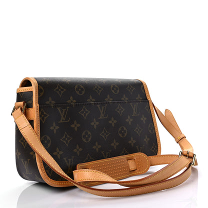 Louis Vuitton Monogram Sologne 2 of 12