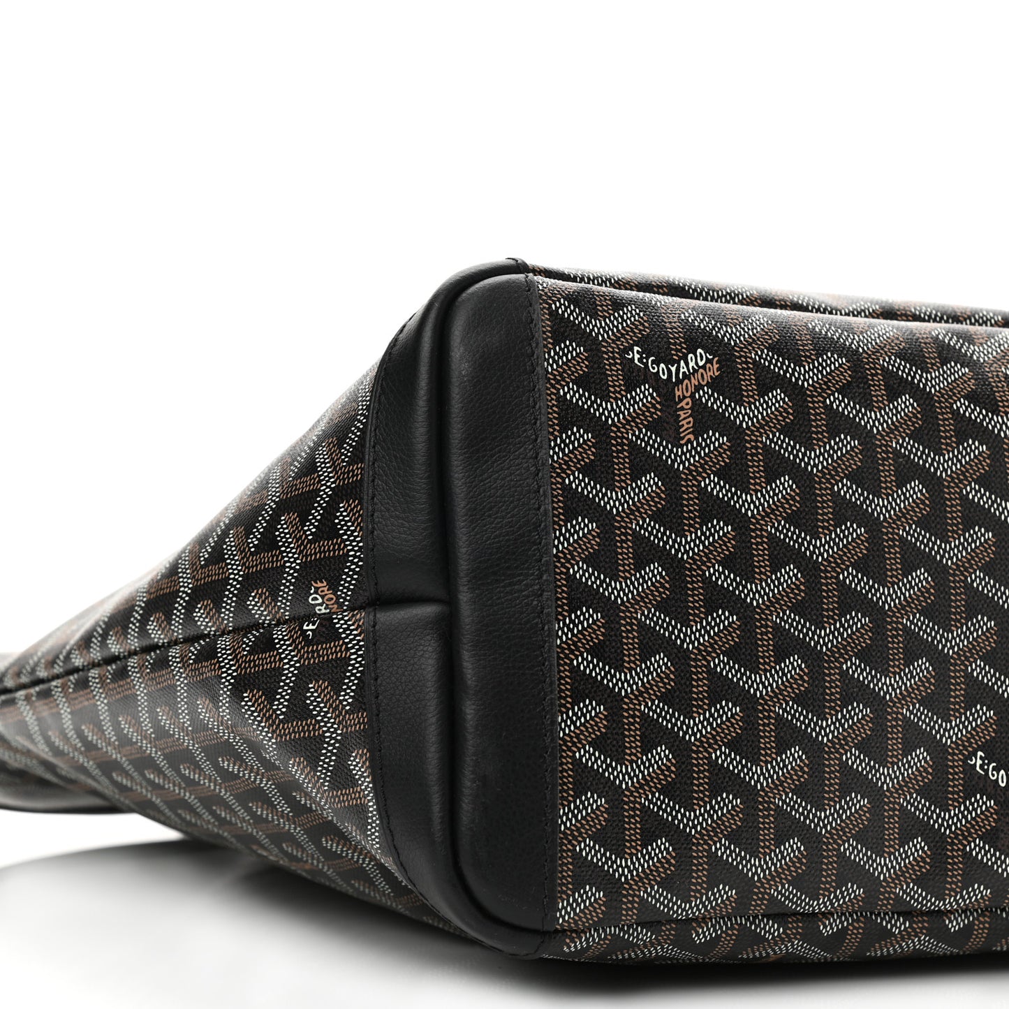 Goyardine Artois MM Black