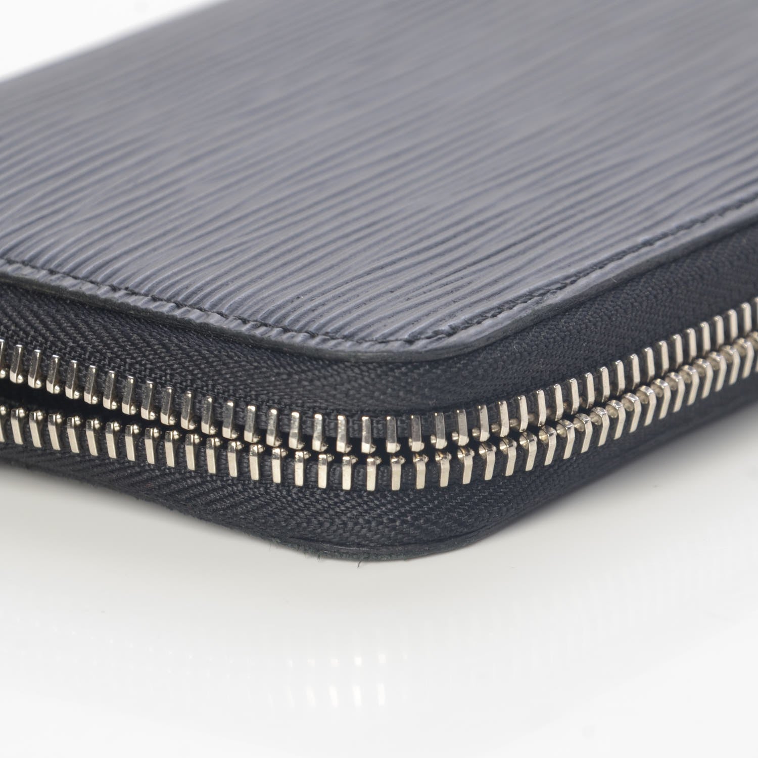 Louis Vuitton Epi Zippy Compact Wallet Black 10 of 11
